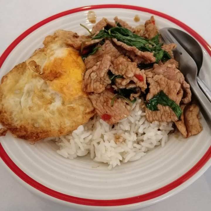 Nasi Campur Pake Telur