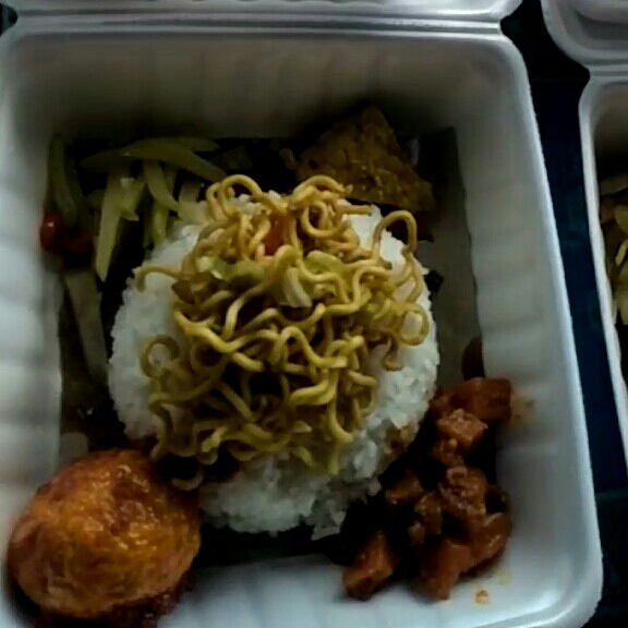 Nasi Campur Paket 