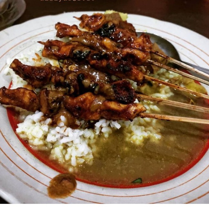 Nasi Campur Sate Gule Kambing