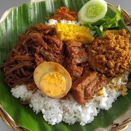 Nasi Campur Telur