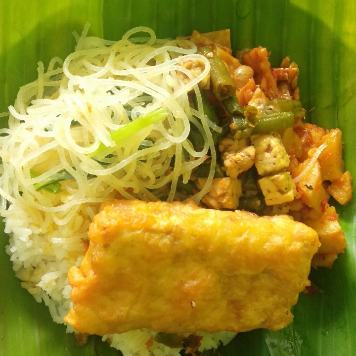 Nasi Campur Tempe