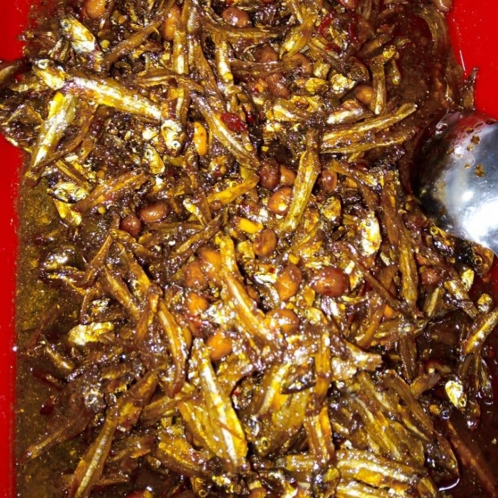 Nasi Campur Teri Kacang Manis