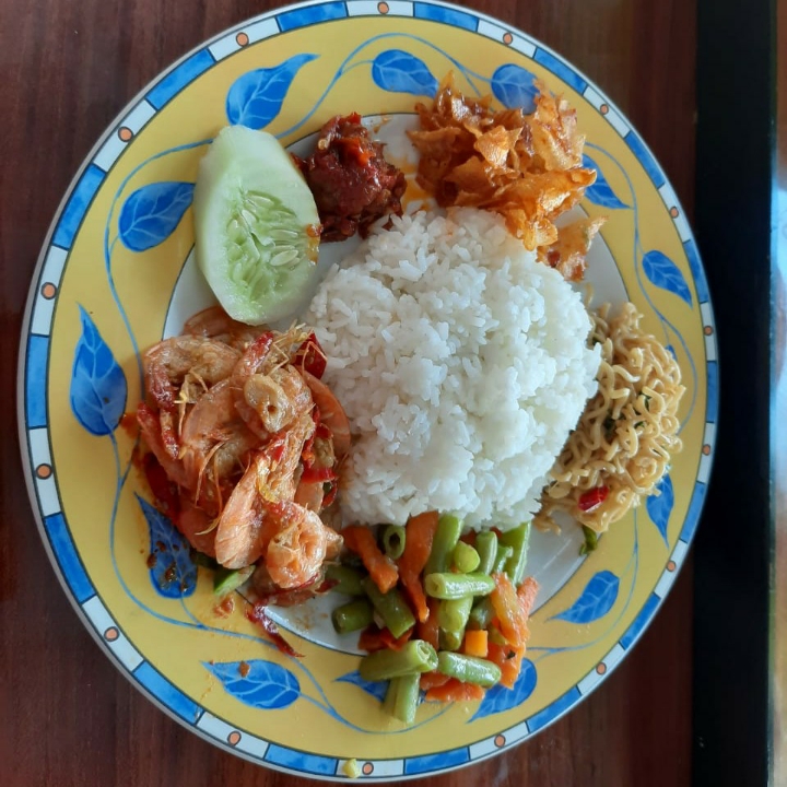 Nasi Campur Udang