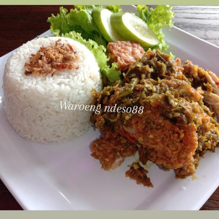 Nasi Chiken Cabe Ijo