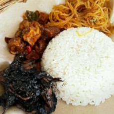 Nasi Cumi hitam