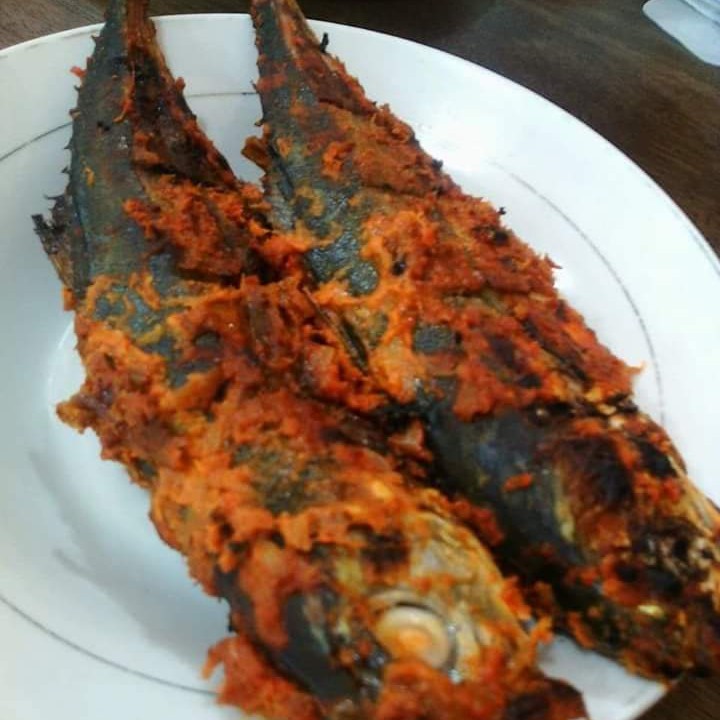 Nasi Dan Ikan Bakar