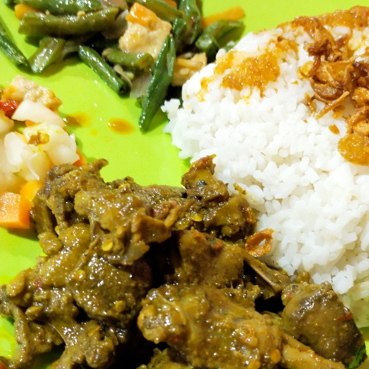 Nasi Dangkot Ayam