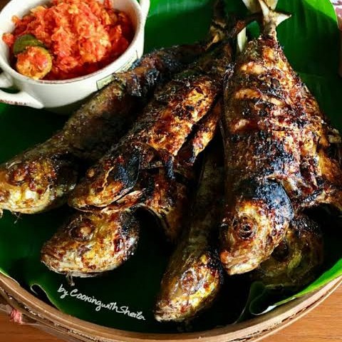 Nasi Gembung Bakar