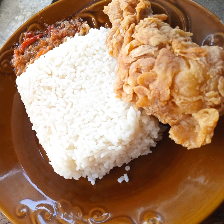 Nasi Geprek Paket Besar