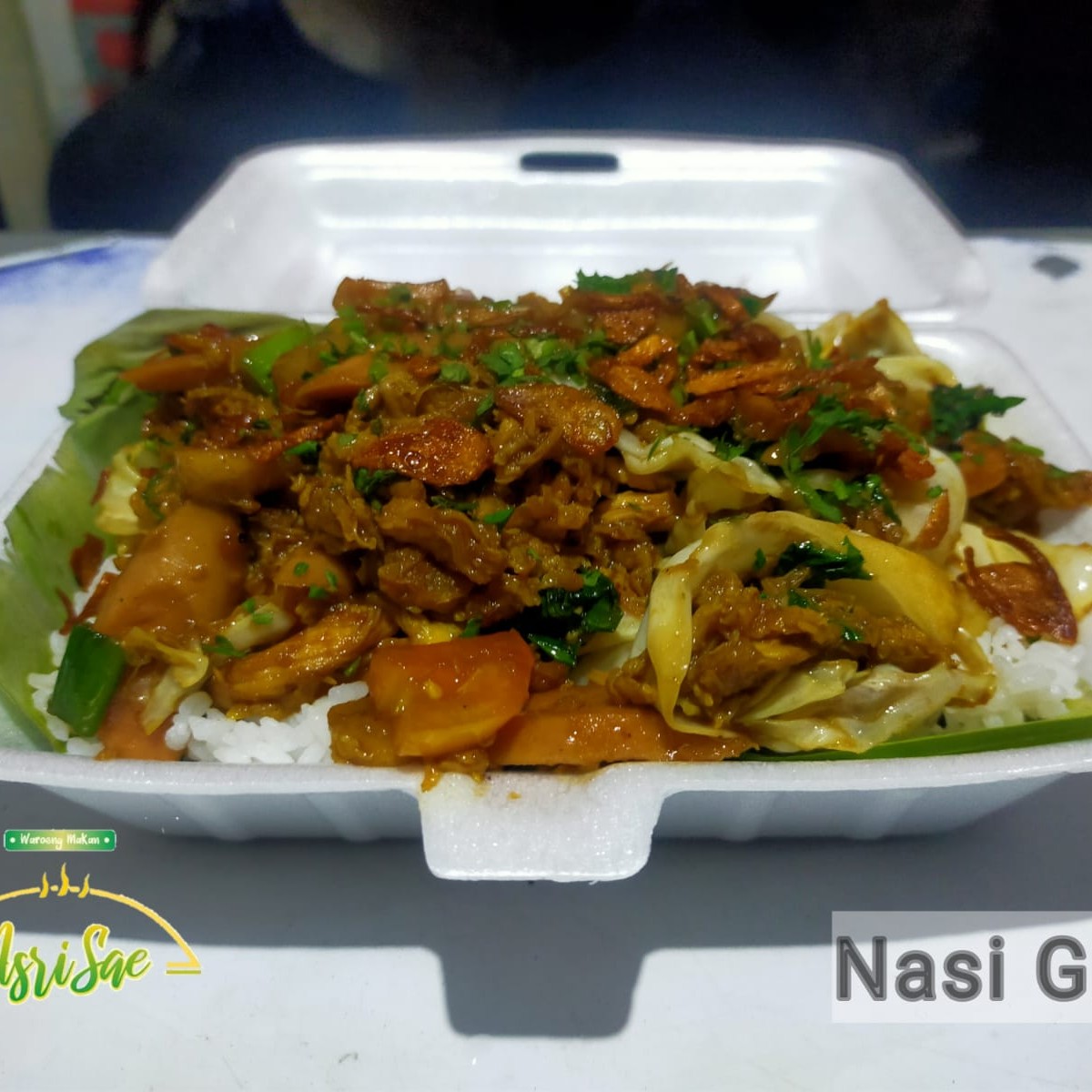 Nasi Gila Plus  Minuman