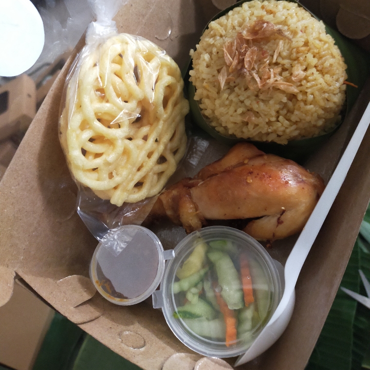 Nasi Goreng Ayam