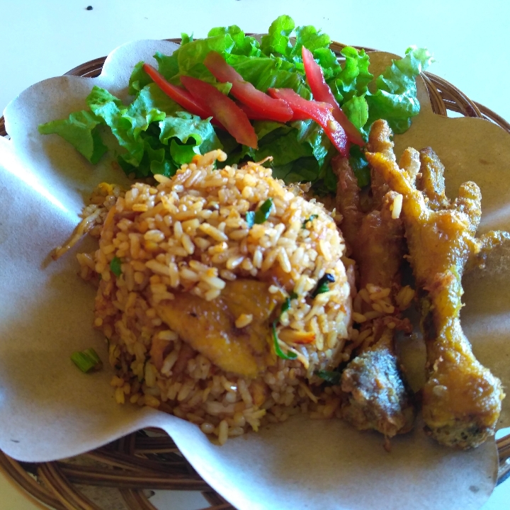 Nasi Goreng Ayam Cakar