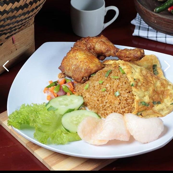 Nasi Goreng Ayam Cindelaras 