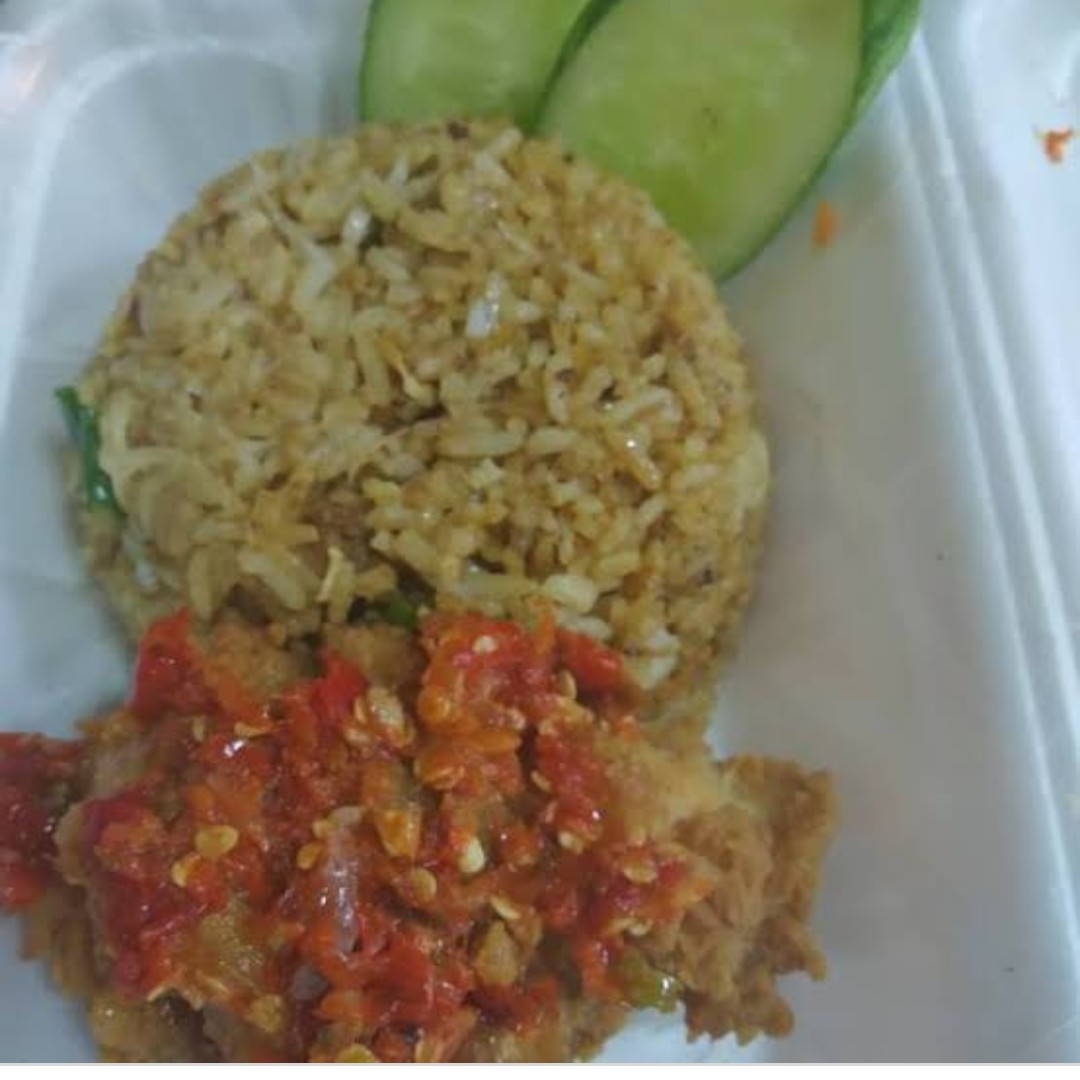 Nasi Goreng Ayam Geprek