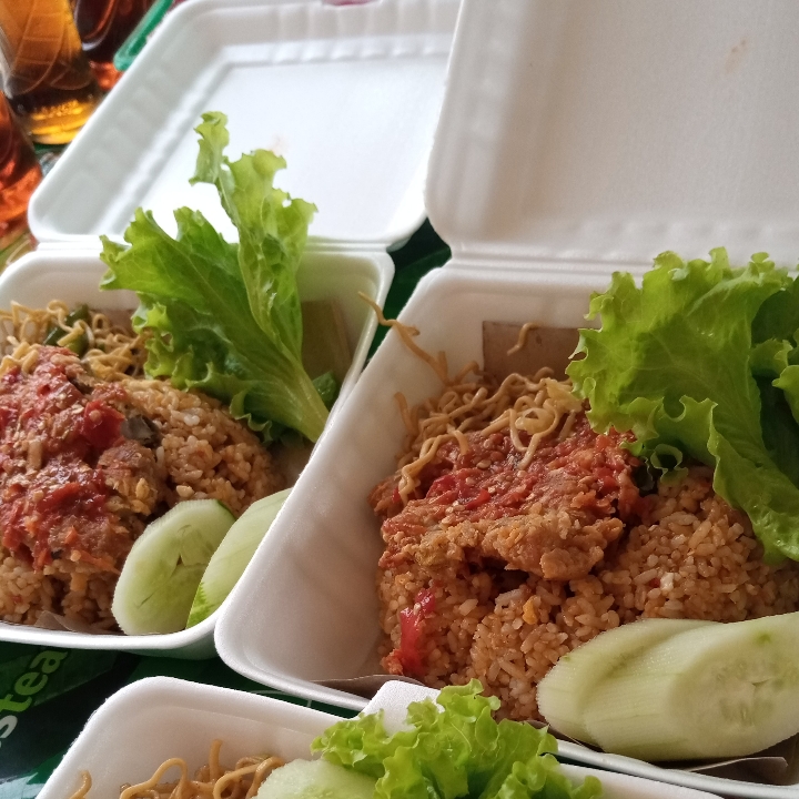 Nasi Goreng Ayam Geprek