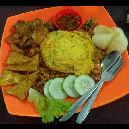 Nasi Goreng Ayam Penyet