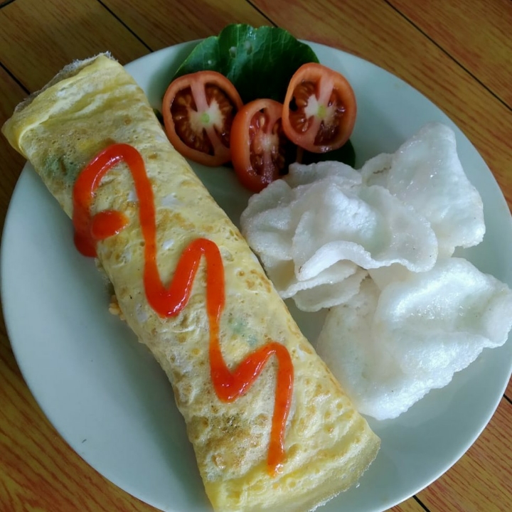 Nasi Goreng Gulung Telur