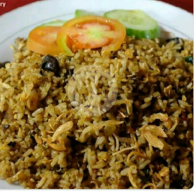 Nasi Goreng Komplit