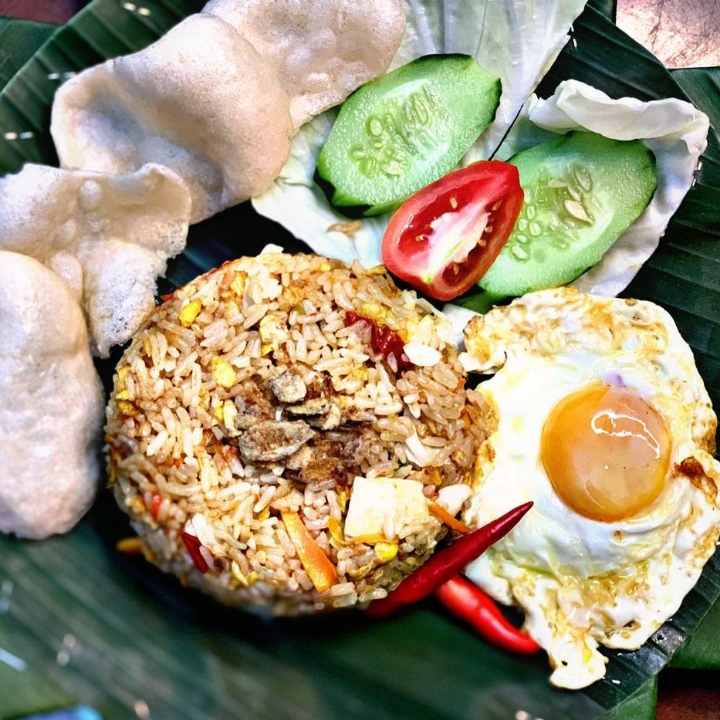 Nasi Goreng Merah Spesial