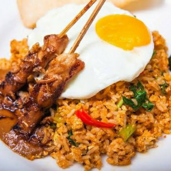 Nasi Goreng Sate