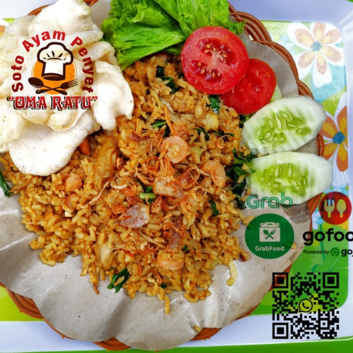 Nasi Goreng Ayam Dan Sosis