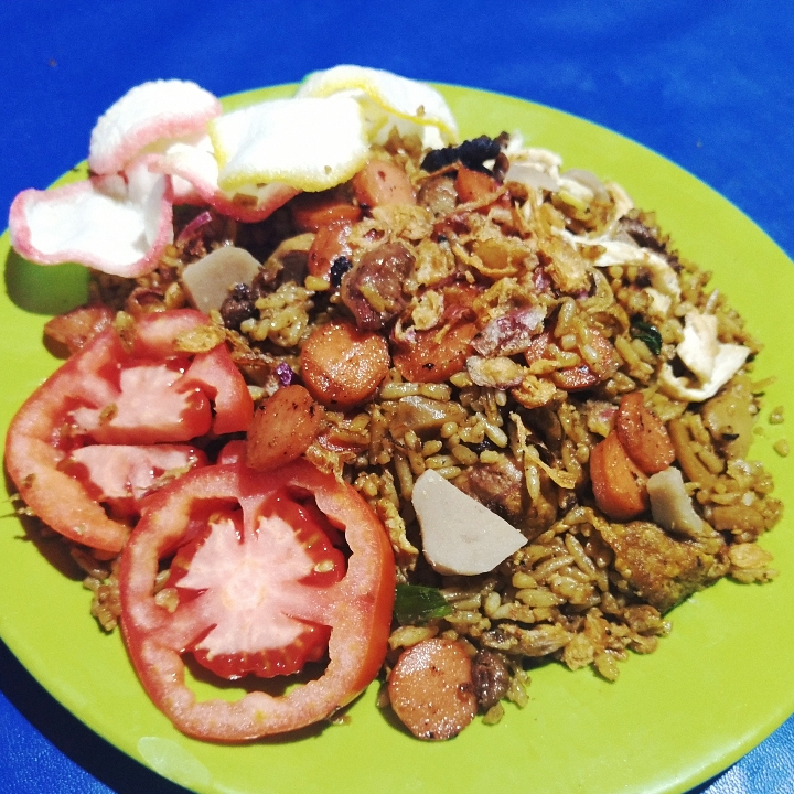 Nasi Goreng Sosis Ayam Baso