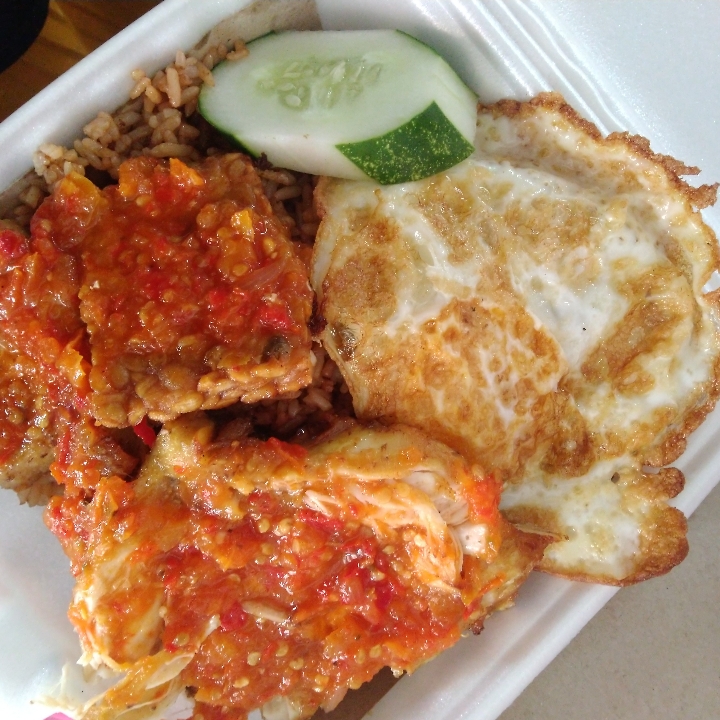 Nasi Goreng Spesial Ayam Geprek