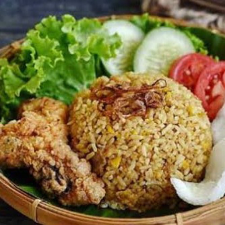 Nasi Goreng Spesial Pakai ayam