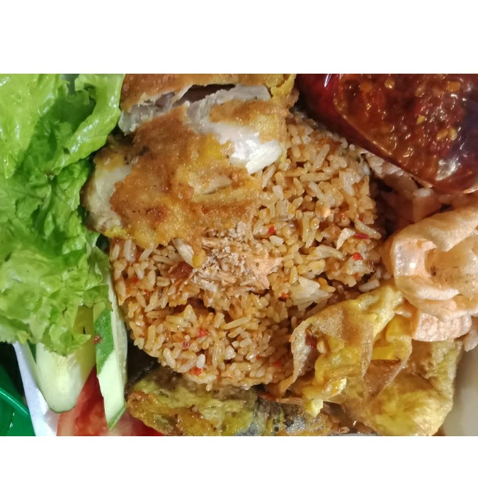 Nasi Goreng Telur Ayam Geprek