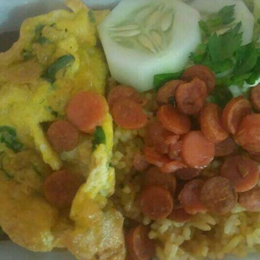 Nasi Goreng Telur Sosis