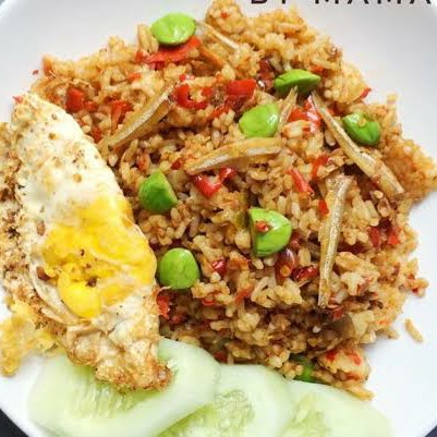 Nasi Goreng Teri Pete