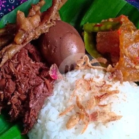 Nasi Gudeg Biasa Telur Ceker