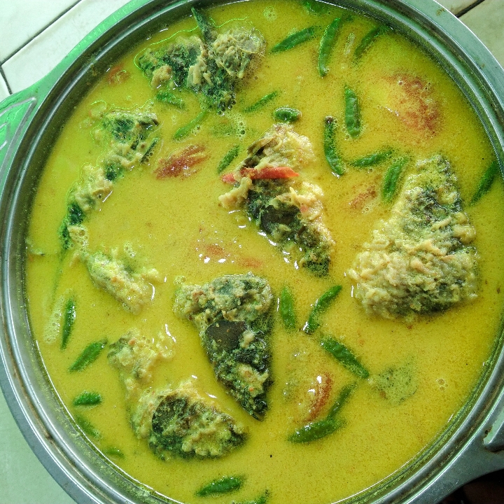 Nasi Gulai Ikan Mas 