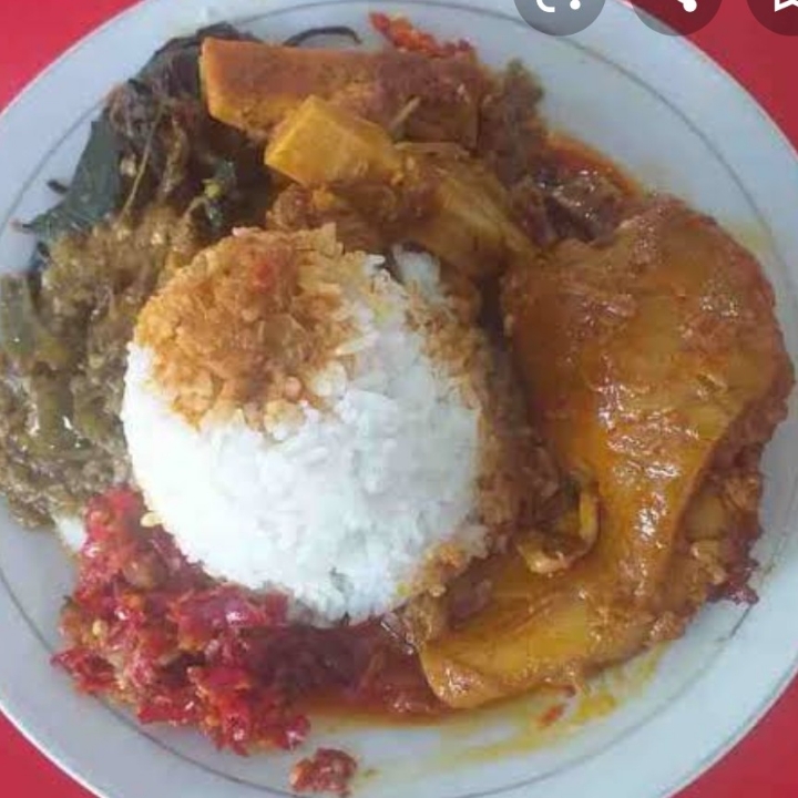 Nasi Gulai Tunjang Atu Kikil