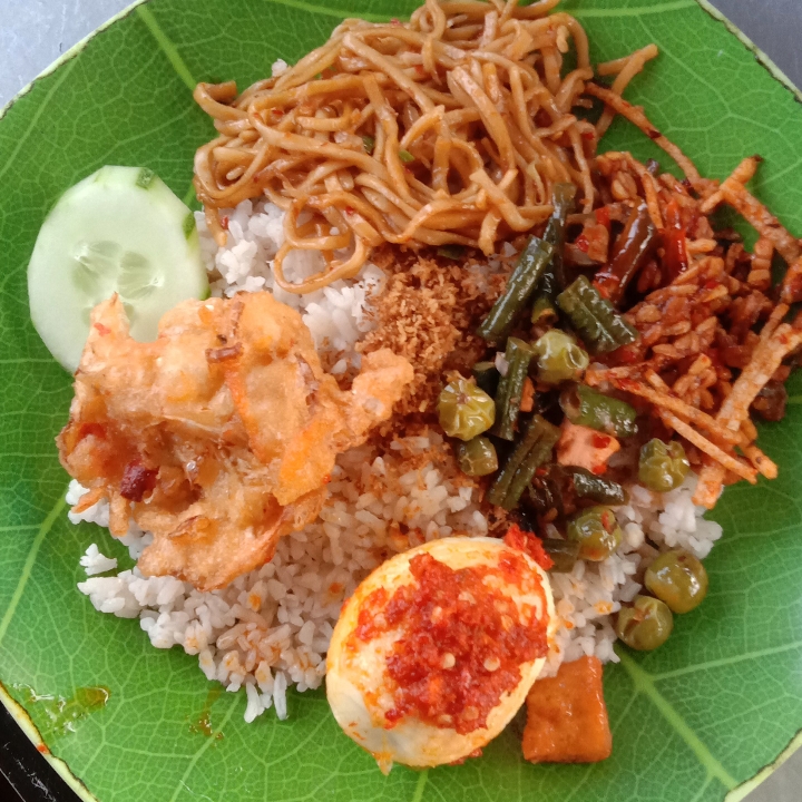 Nasi Gurih  Pake Telur