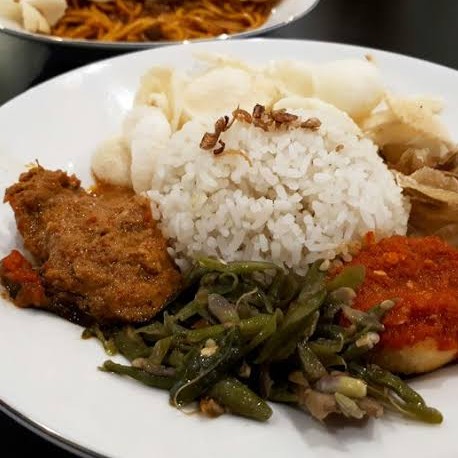 Nasi Gurih Ayam