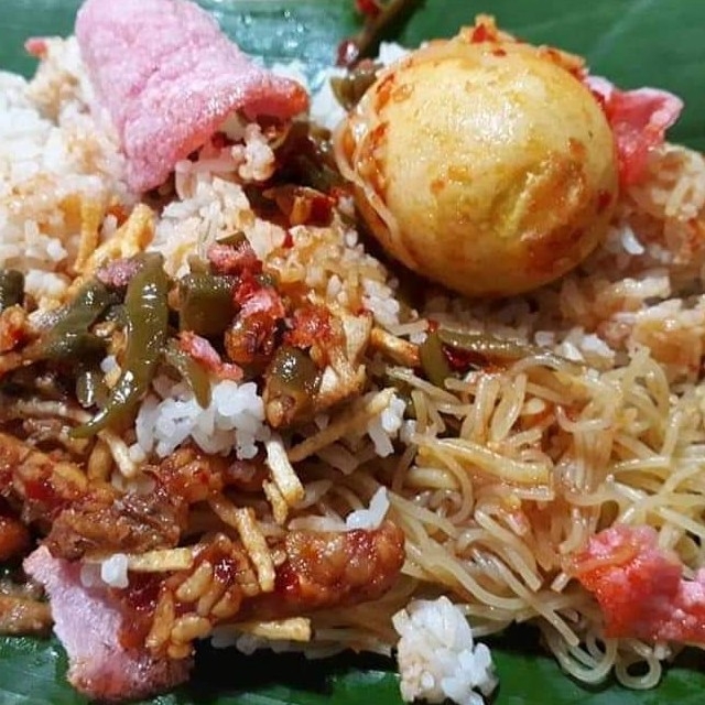 Nasi GurihNasi Lemak