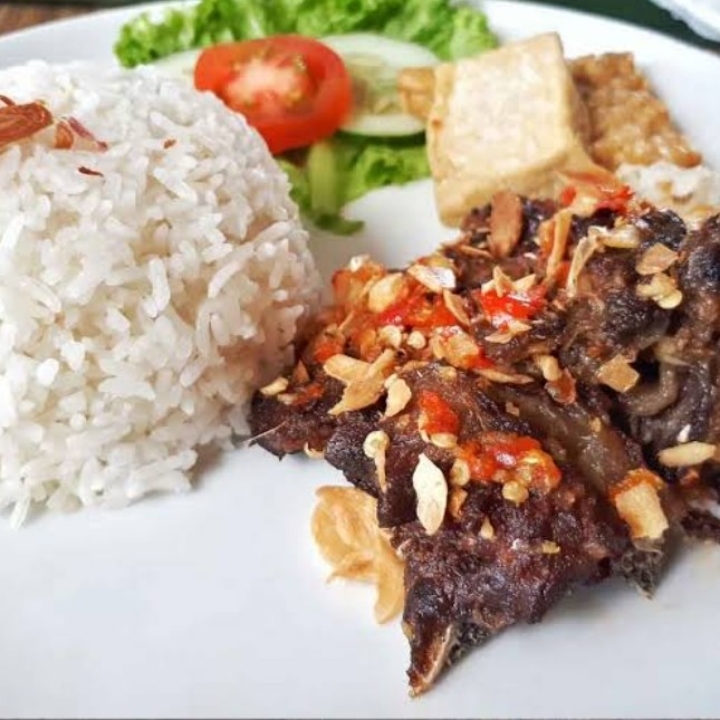 Nasi Iga Penyet