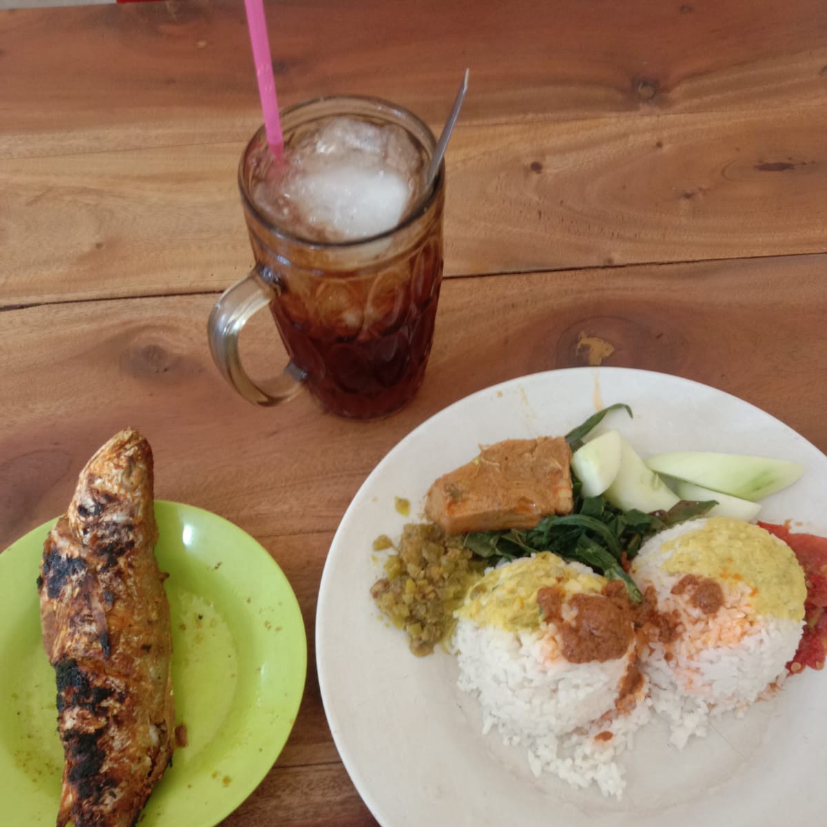 Paket Nasi Padang Teh Manis