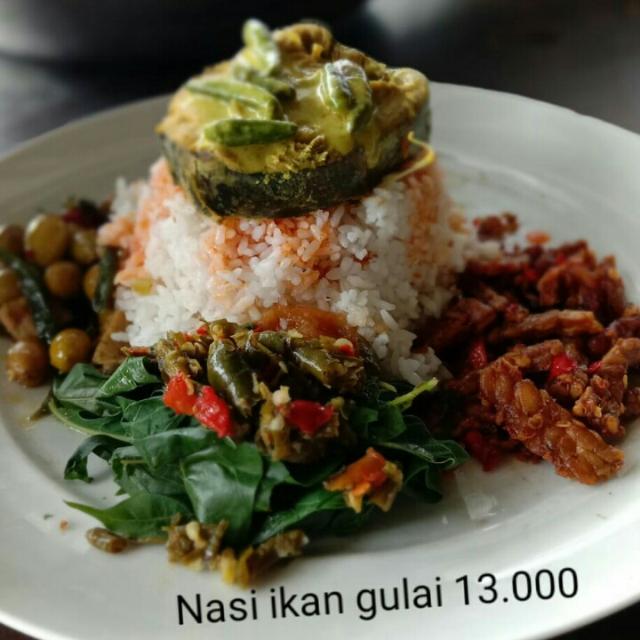 Nasi Ikan Gulai