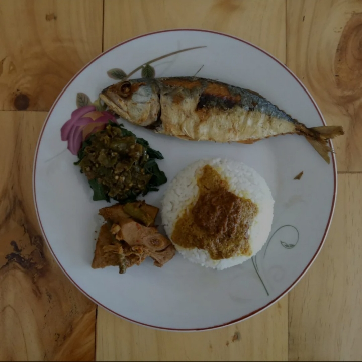 Nasi Ikan Kembung