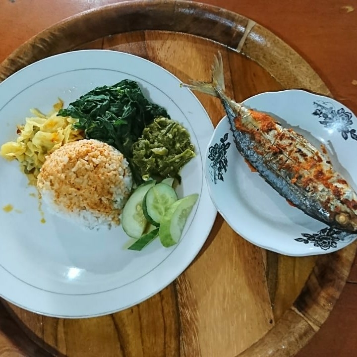 Nasi Ikan Kembung Bakar