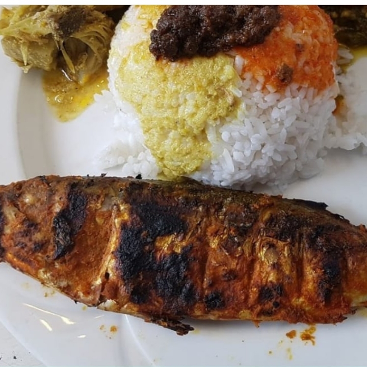 Nasi Ikan Layang