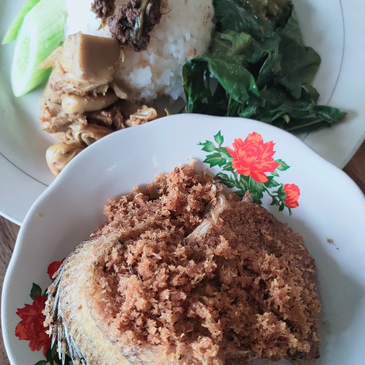 Nasi Ikan Mujair