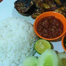 Nasi Ikan Nila Bakar