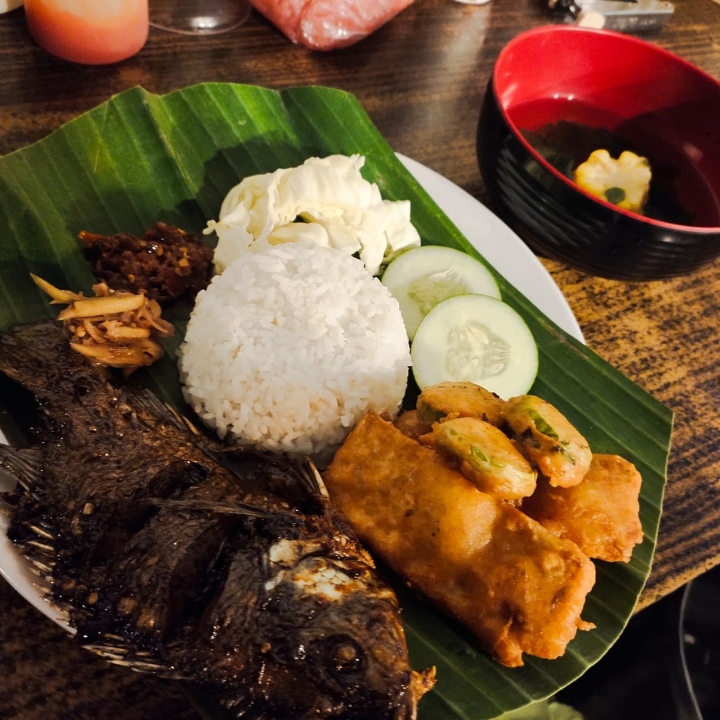 Nasi Ikan Sambal Mangga