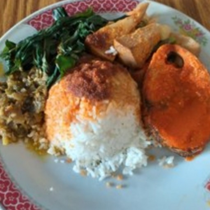 Nasi Ikan Tongkol Asam Padeh 