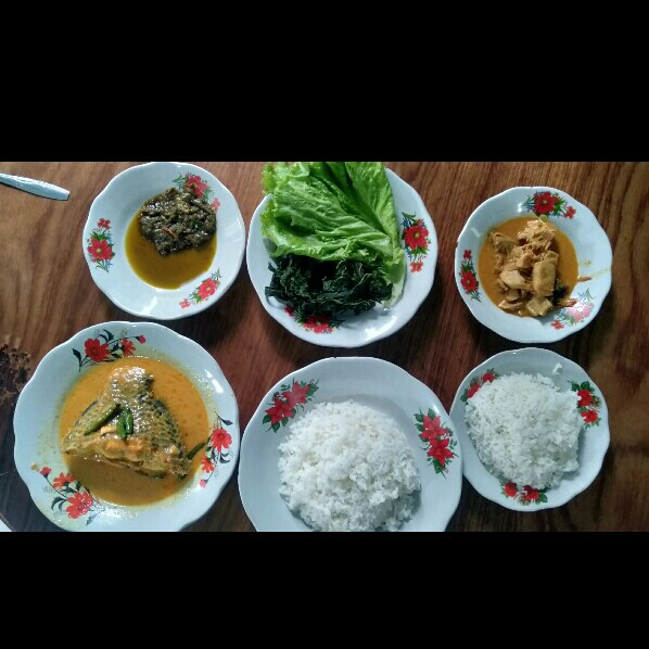 Nasi Jahir Gulai Tengah atau Ekor