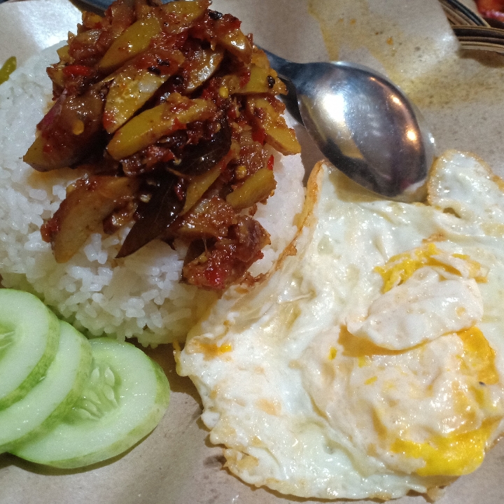 Nasi Jengkol