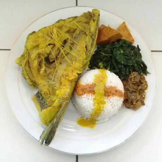 Nasi Kepala Ikan